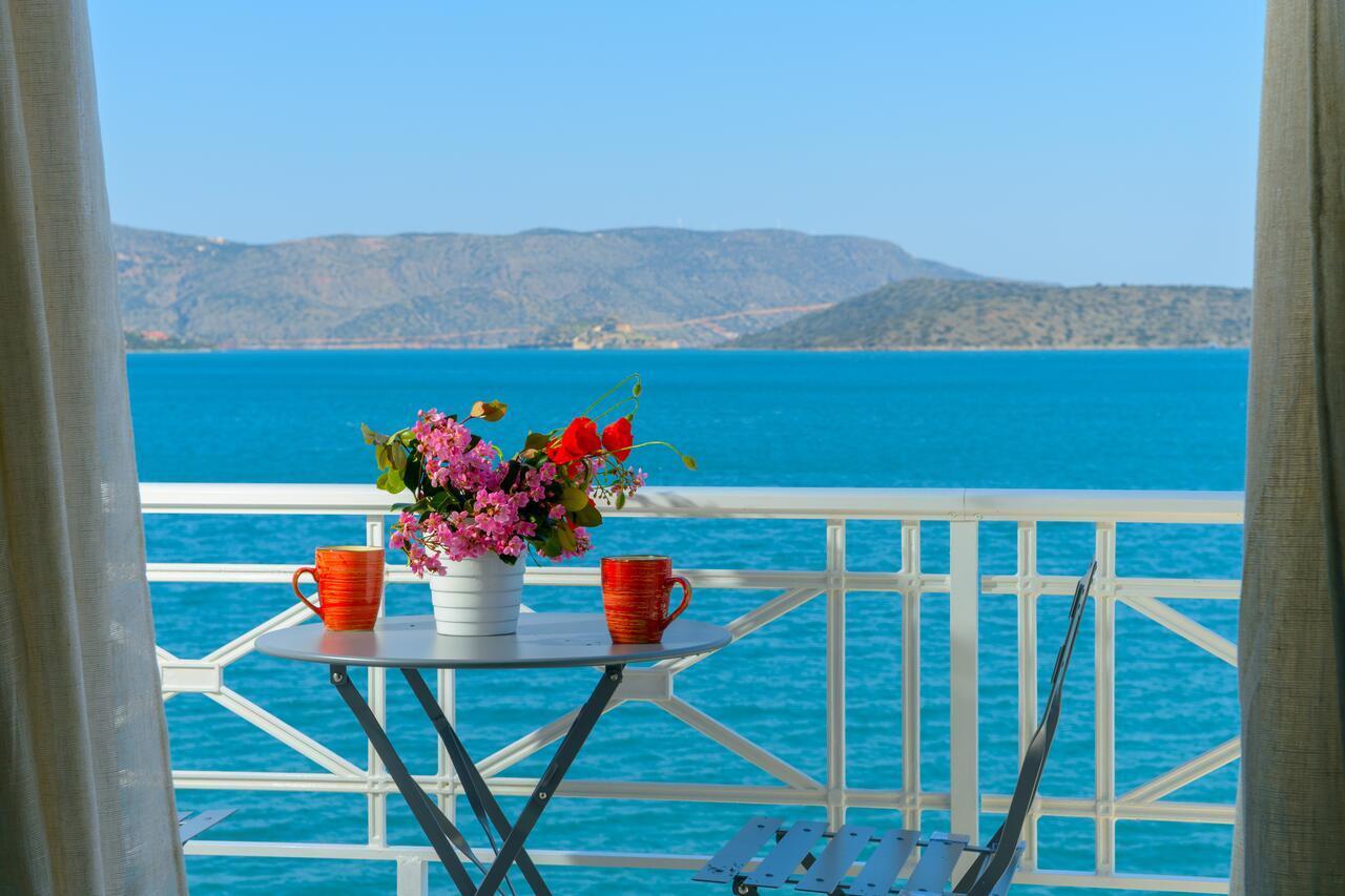 Margarita'S Seafront Luxury Apartment Elounda Eksteriør bilde