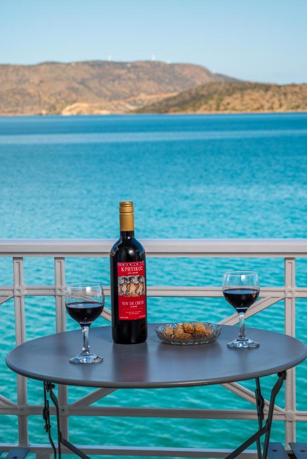 Margarita'S Seafront Luxury Apartment Elounda Eksteriør bilde